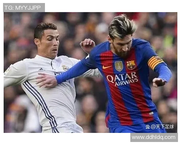 英格兰足球传奇人物梅西与英超历史最佳球员的传奇对决与辉煌成就